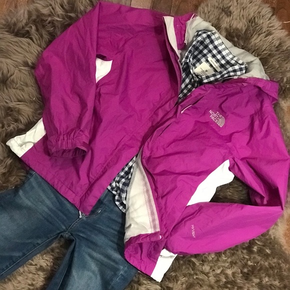 🎀 The North Face Hyvent rain/snow shell jacket